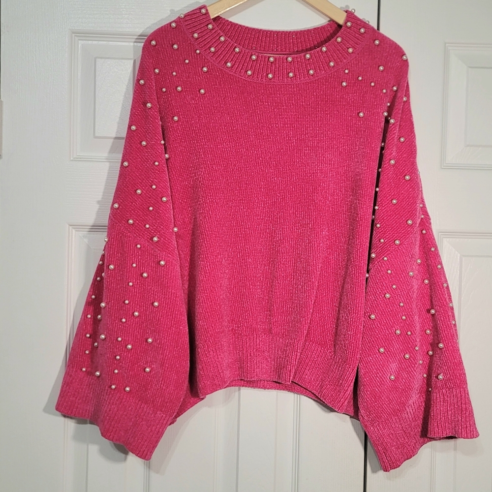 Crown & Ivy Pink Oversized Sweater White Pearl